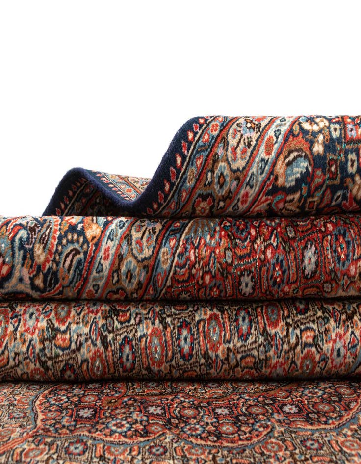 Detail image of  6' 6 x 9' 5 Mood Wool Rug