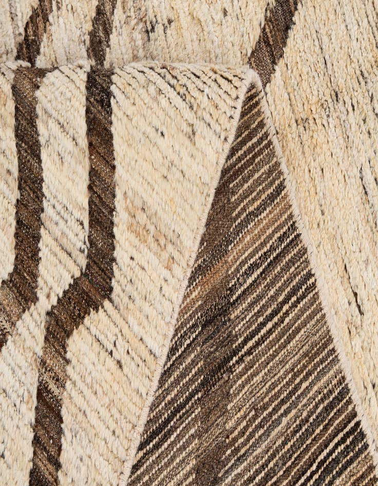 Detail image of  5' 1 x 6' 5  Hand Knotted Moroccan Wool Rug
