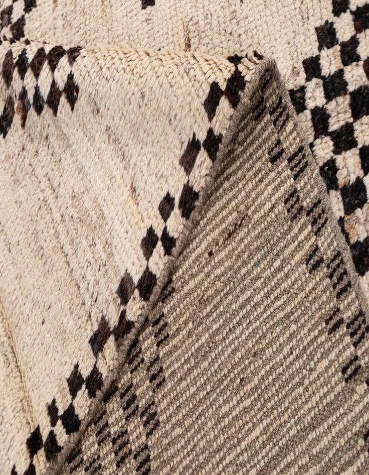 Detail image of  5' 8 x 7' 7  Hand Knotted Moroccan Wool Rug