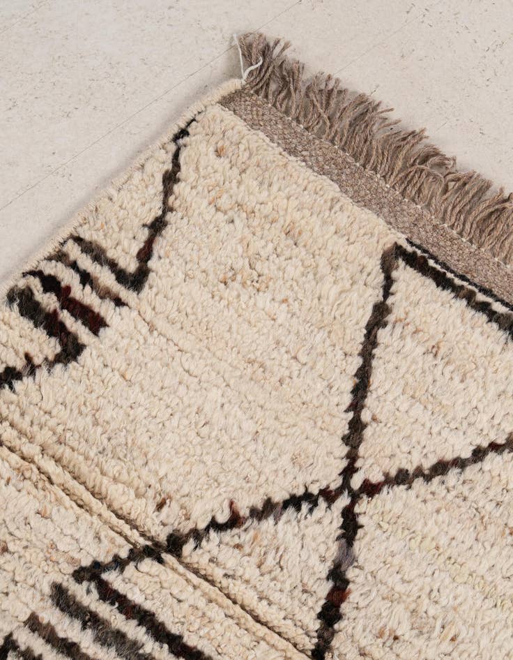 Detail image of  5' 8 x 7' 7  Hand Knotted Moroccan Wool Rug