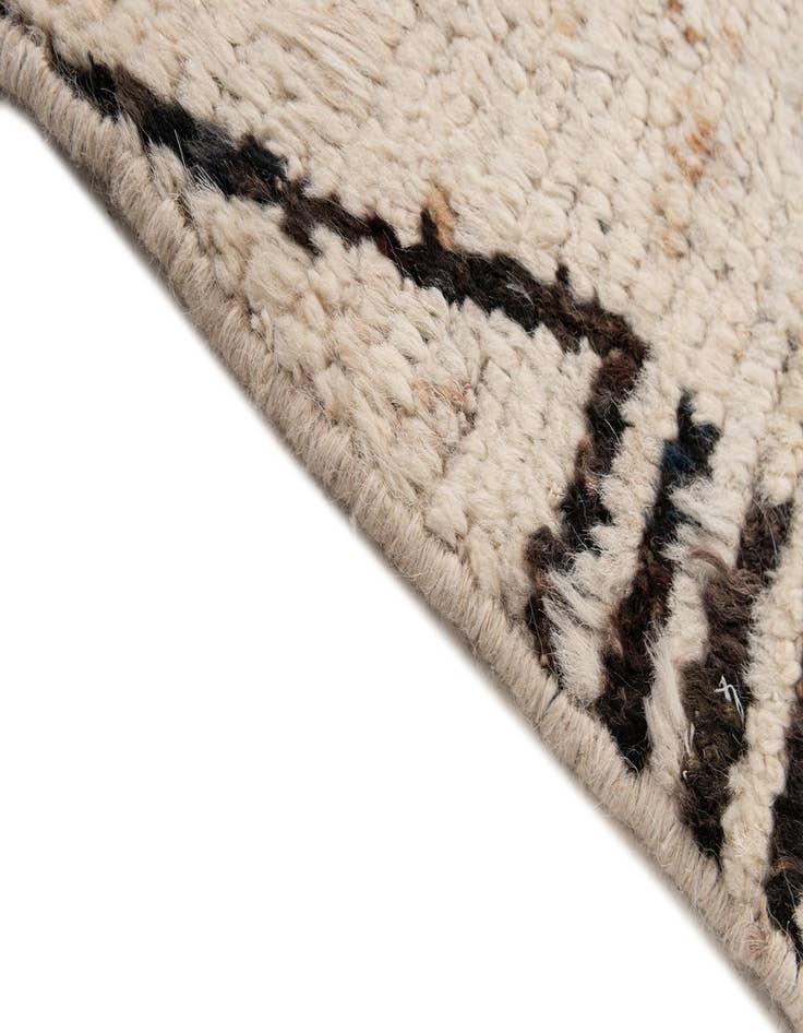 Detail image of  5' 8 x 7' 7  Hand Knotted Moroccan Wool Rug