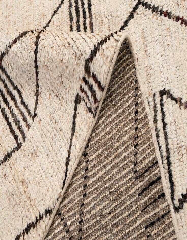 Detail image of  5' 8 x 7' 7  Hand Knotted Moroccan Wool Rug