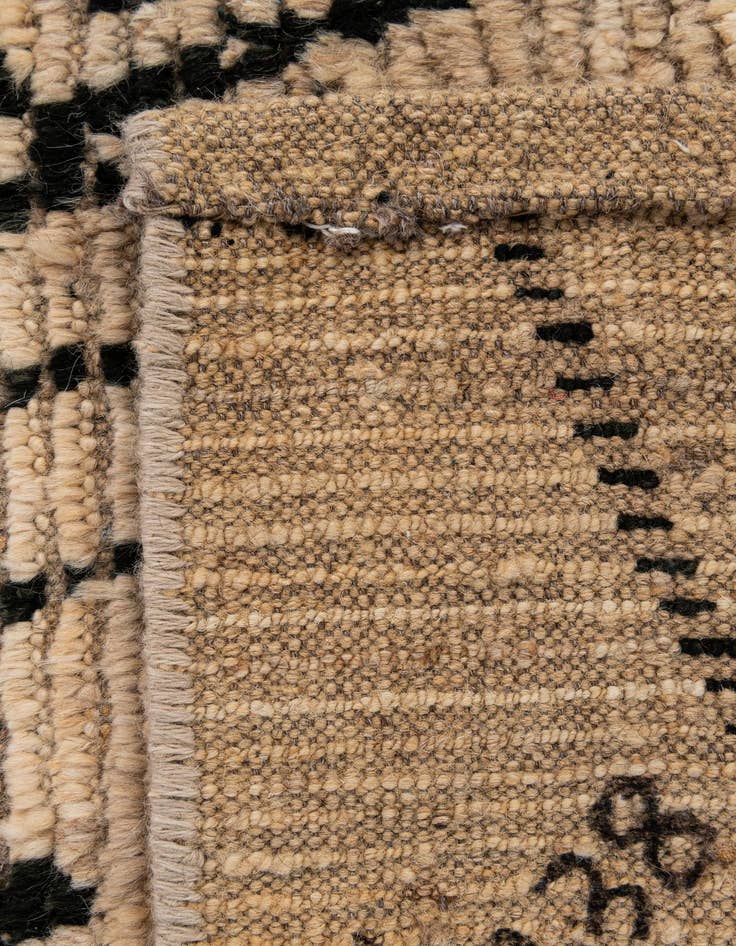 Detail image of  5' 9 x 7' 6  Hand Knotted Moroccan Wool Rug