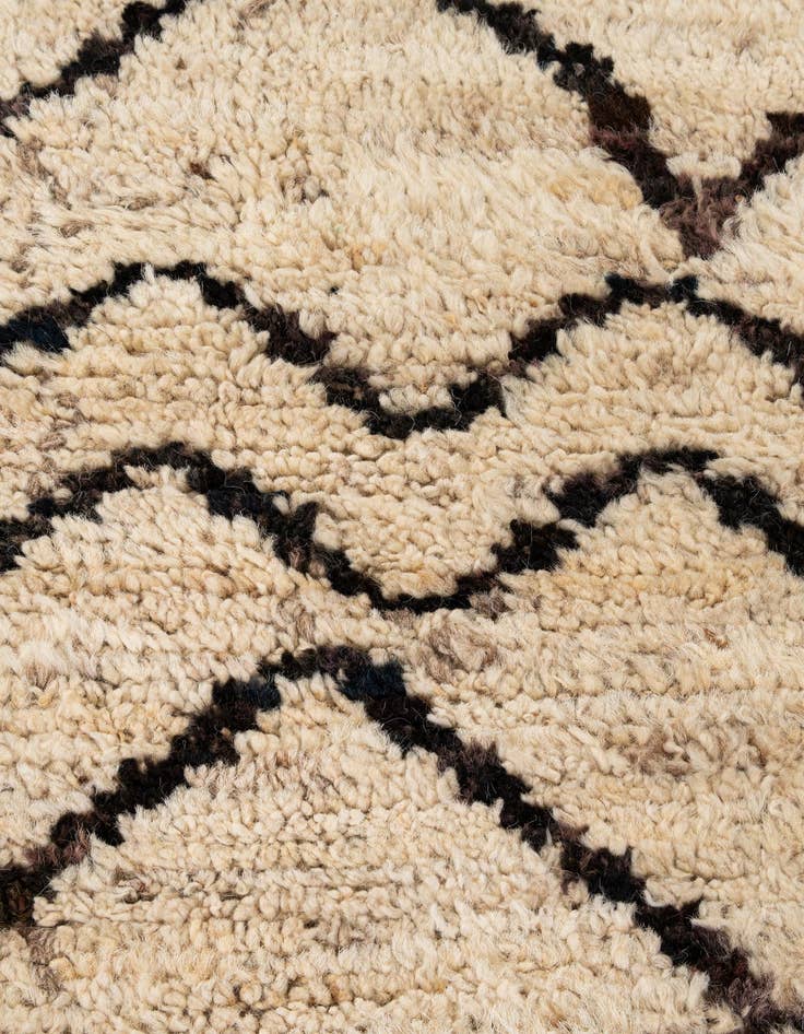 Detail image of  5' 5 x 7' 8  Hand Knotted Moroccan Wool Rug