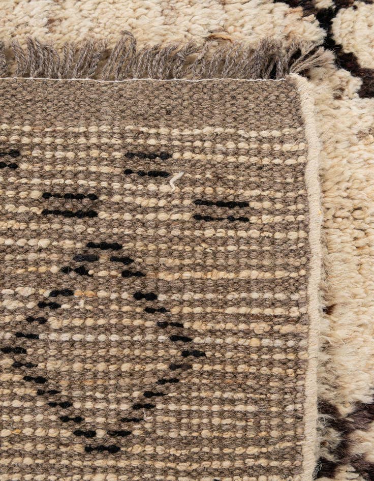 Detail image of  5' 5 x 7' 8  Hand Knotted Moroccan Wool Rug