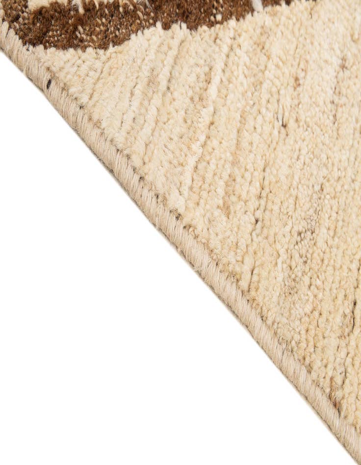 Detail image of  5' 7 x 7' 11  Hand Knotted Moroccan Wool Rug