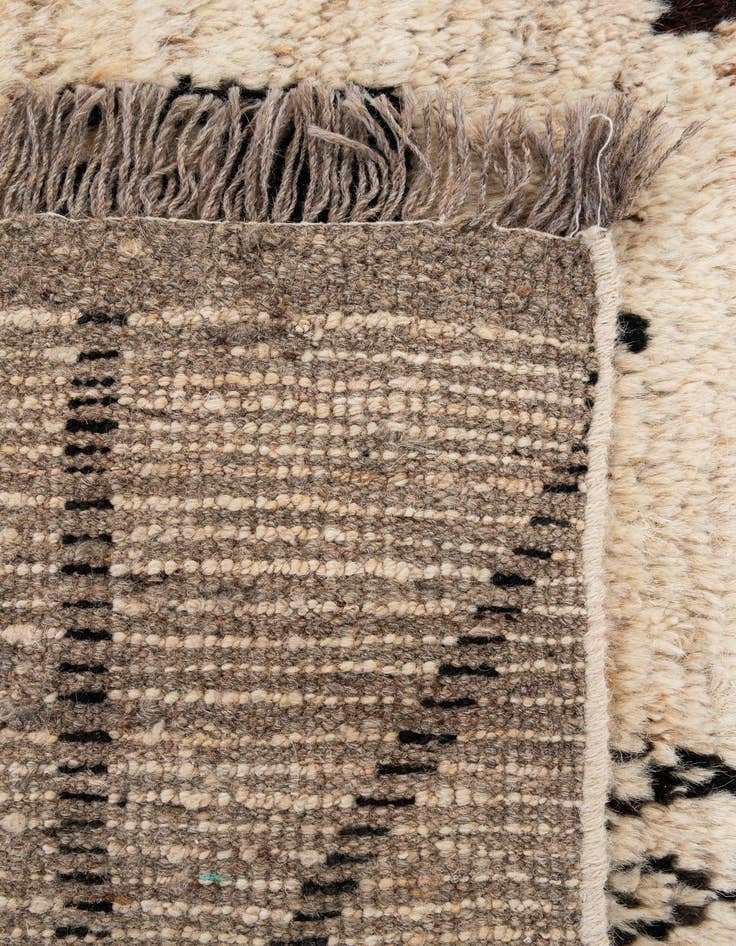 Detail image of  6' 9 x 9' 7  Hand Knotted Moroccan Wool Rug