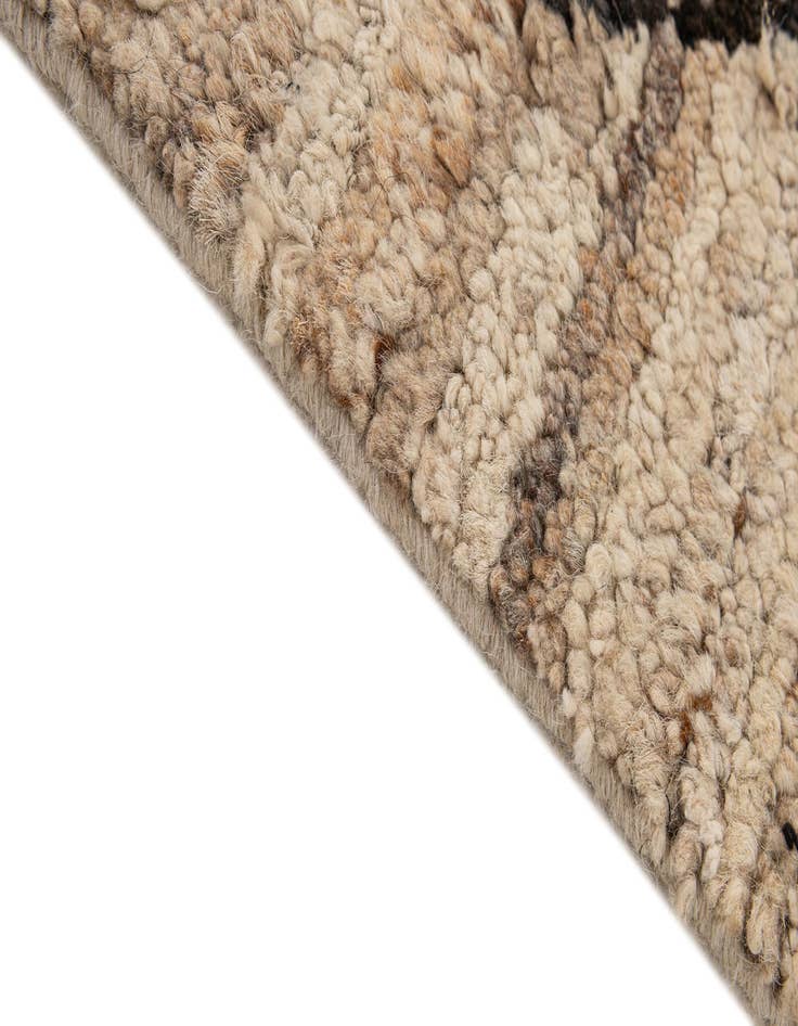 Detail image of  6' 9 x 9' 11  Hand Knotted Moroccan Wool Rug