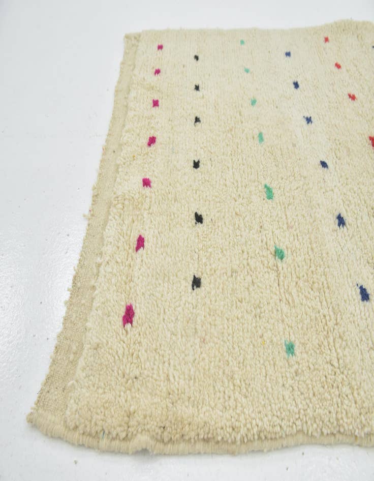 Detail image of  3' 8 x 6' 7  Hand Knotted Moroccan Wool Rug