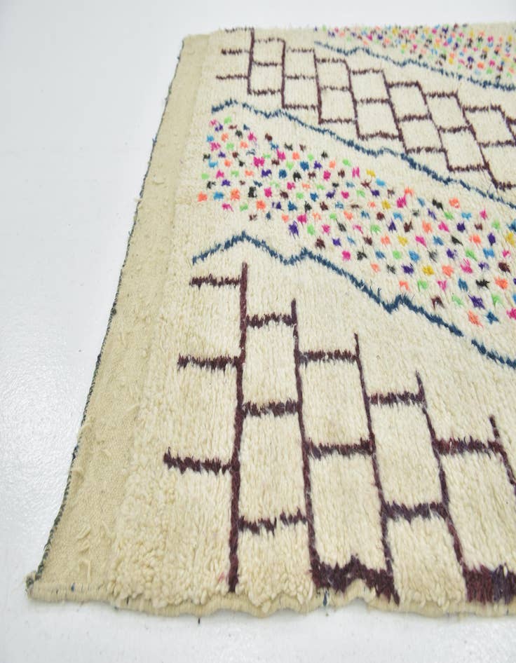 Detail image of  4' 6 x 6' 2  Hand Knotted Moroccan Wool Rug
