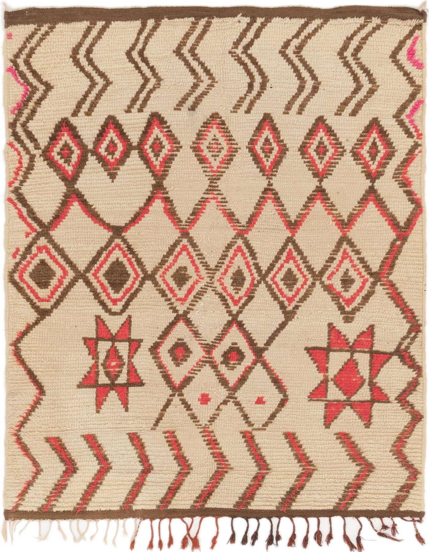 A 4x6 rectangular ivory shag rug with brown chevron, red diamond, and star patterns, featuring fringed ends.