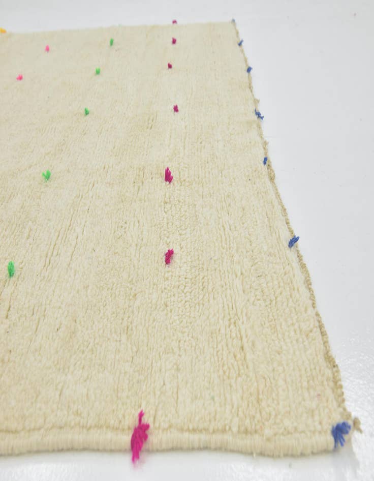 Detail image of  6' 10 x 9' 10  Hand Knotted Moroccan Wool Rug