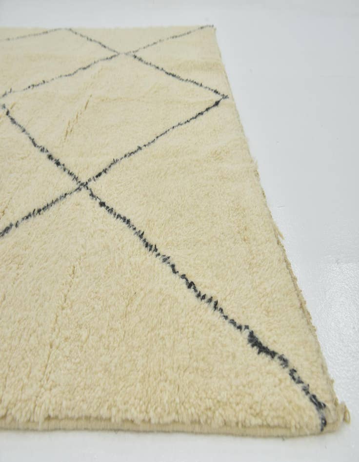 Detail image of  7' x 10' 2  Hand Knotted Moroccan Wool Rug