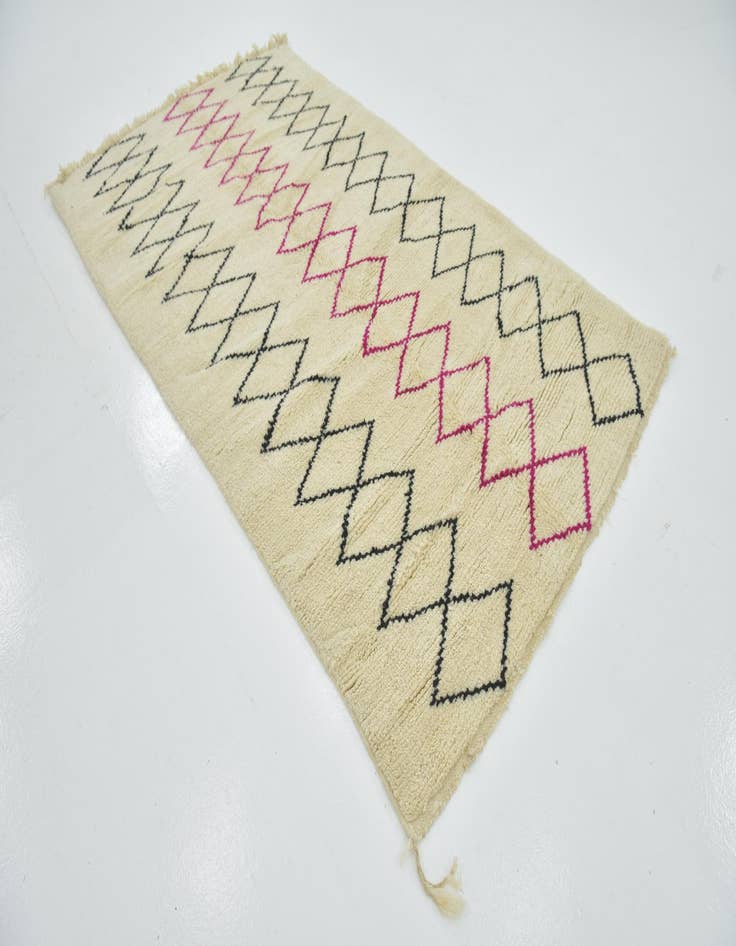 Detail image of  4' 10 x 8' 5  Hand Knotted Moroccan Wool Rug