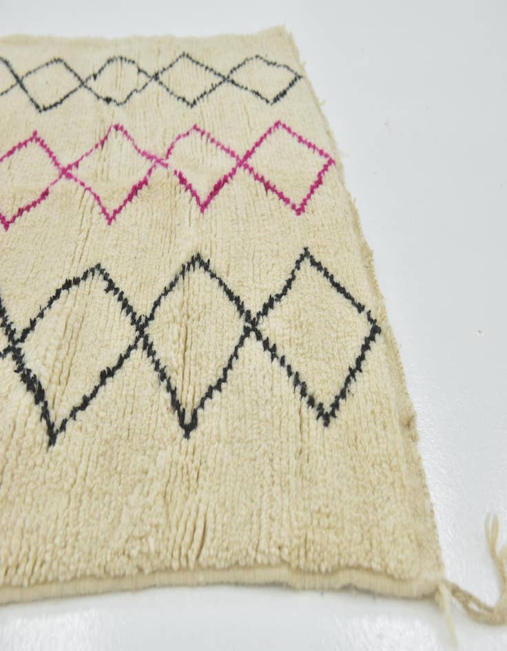 Detail image of  4' 10 x 8' 5  Hand Knotted Moroccan Wool Rug