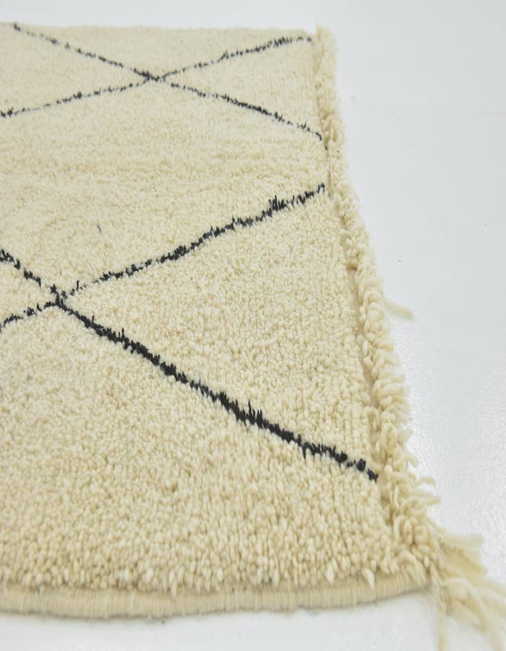 Detail image of  5' 3 x 8'  Hand Knotted Moroccan Wool Rug