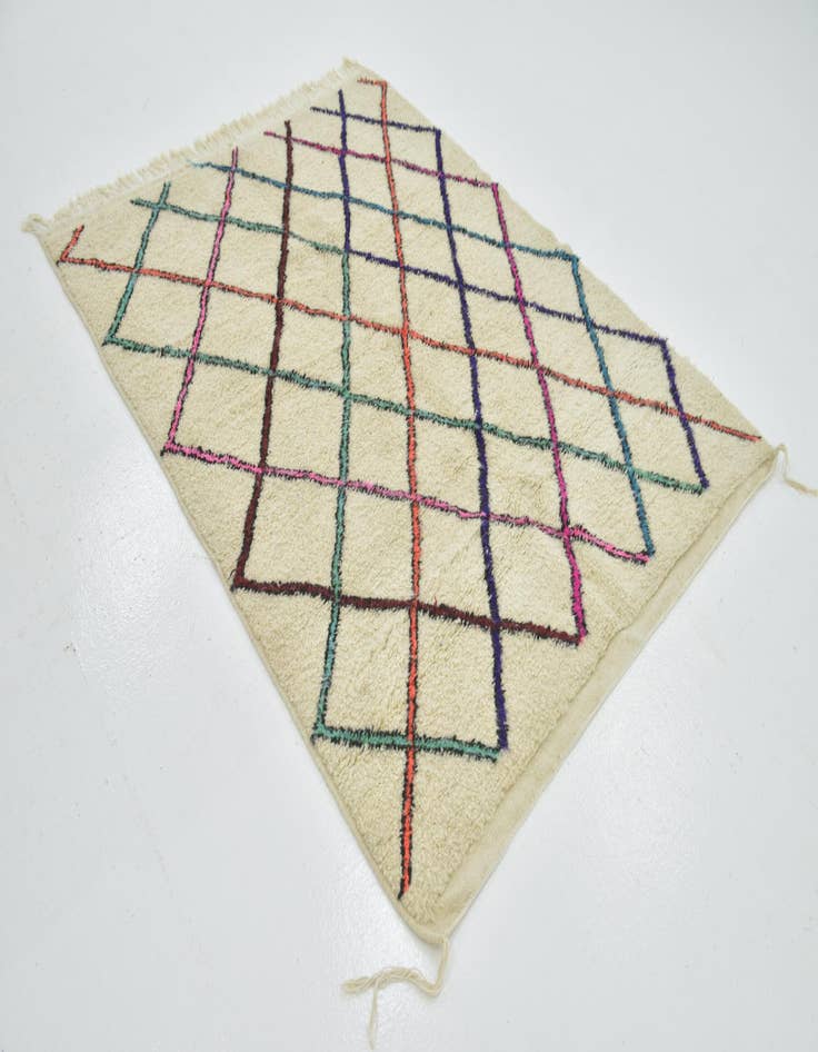 Detail image of  4' 10 x 6' 4  Hand Knotted Moroccan Wool Rug