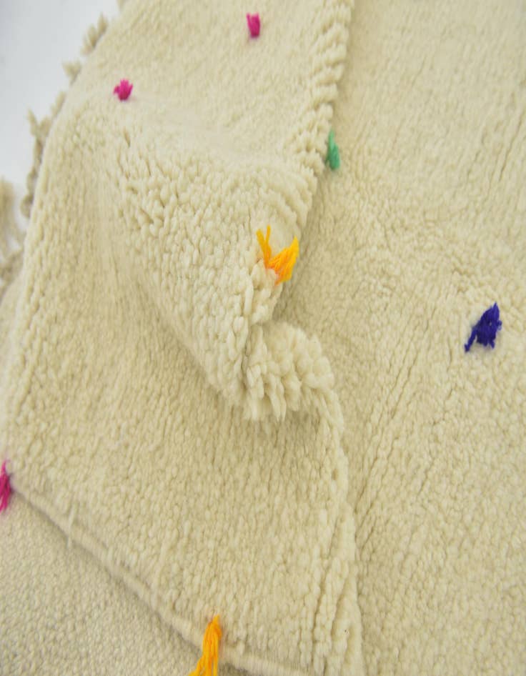 Detail image of  5' 4 x 8' 2  Hand Knotted Moroccan Wool Rug