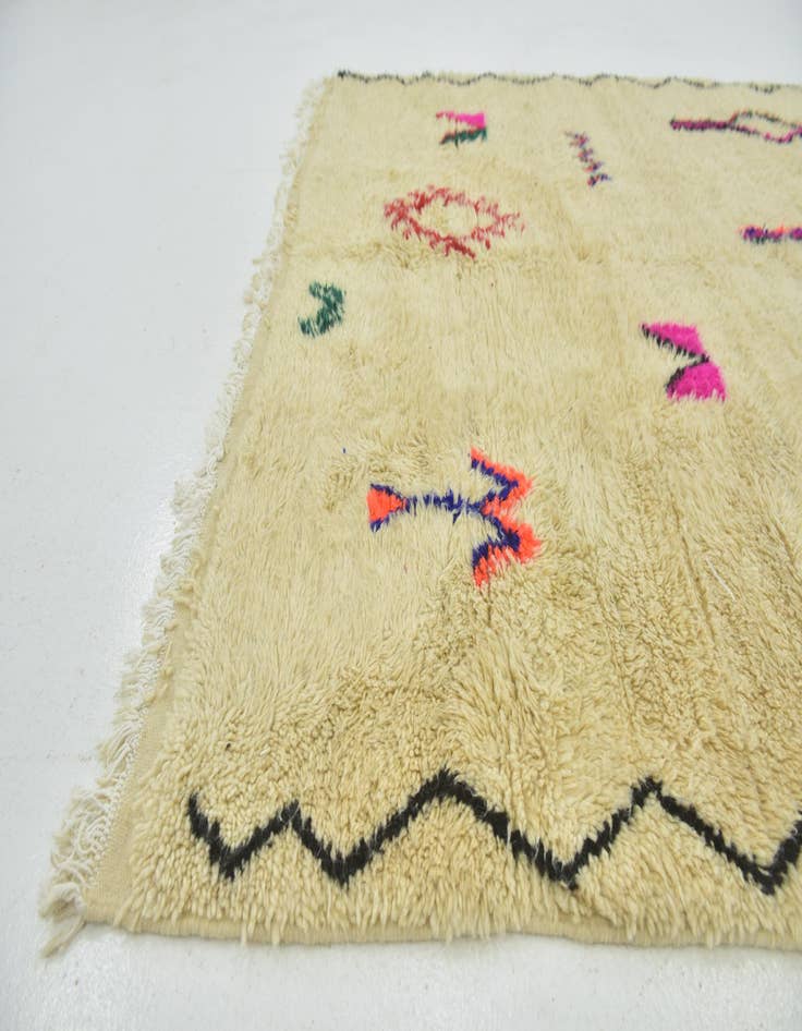 Detail image of  6' 4 x 9' 6  Hand Knotted Moroccan Wool Rug