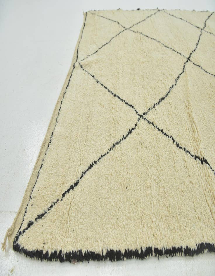 Detail image of  6' 6 x 9'  Hand Knotted Moroccan Wool Rug