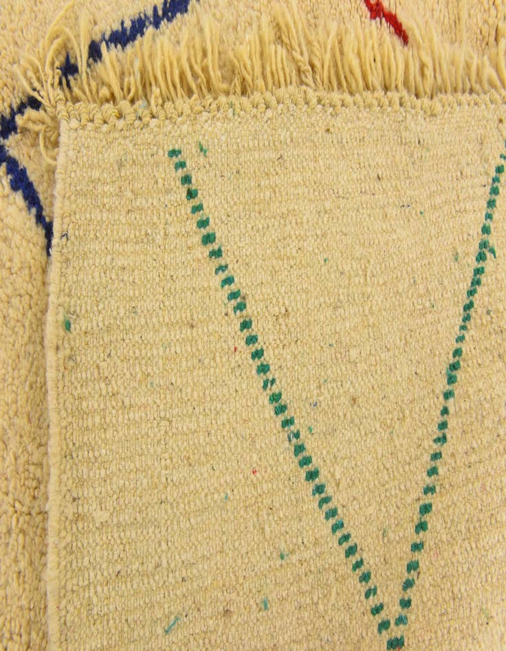 Detail image of  5' 1 x 8' 2  Hand Knotted Moroccan Wool Rug