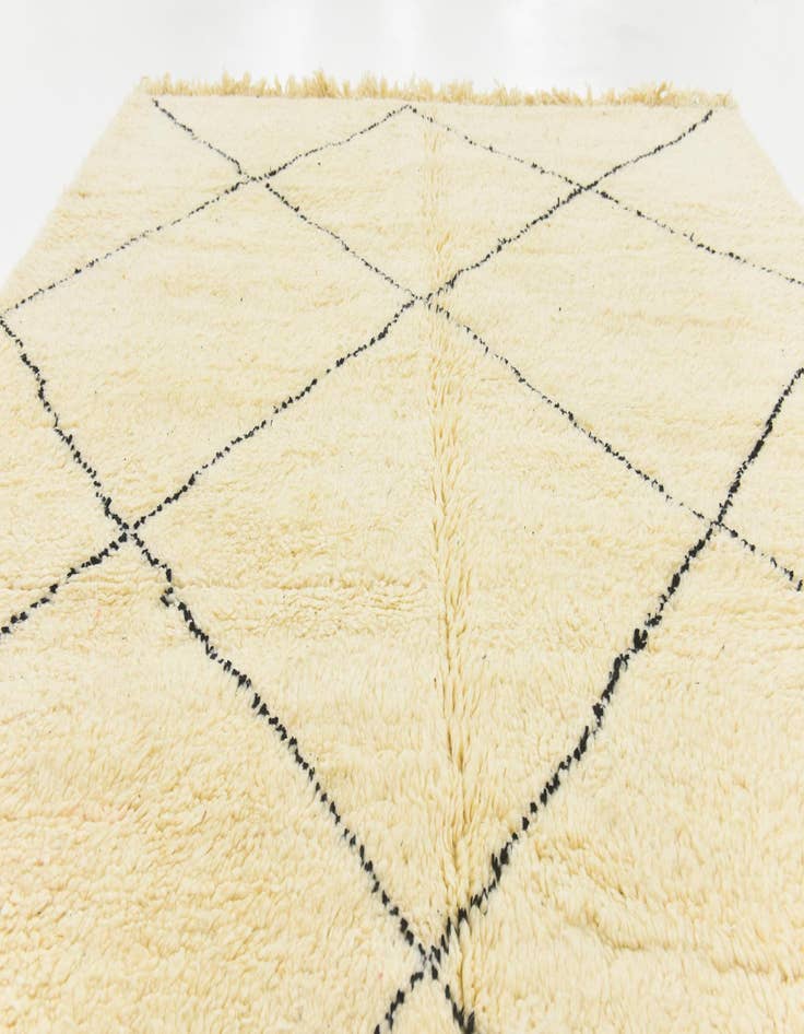 Detail image of  6' 8 x 9' 8  Hand Knotted Moroccan Wool Rug