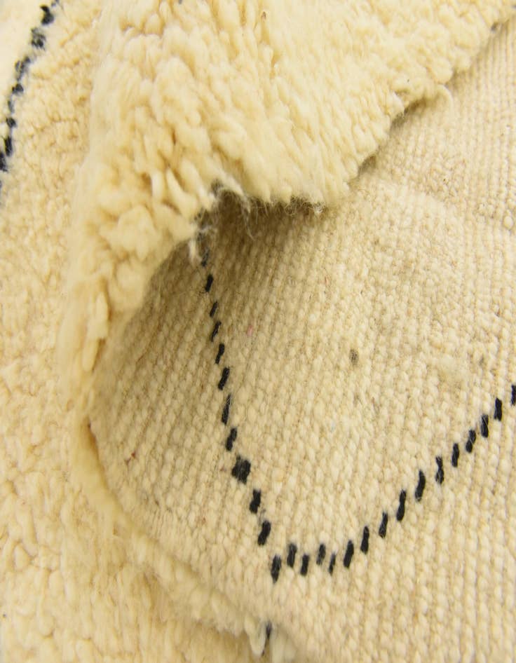 Detail image of  7' 3 x 9' 8  Hand Knotted Moroccan Wool Rug