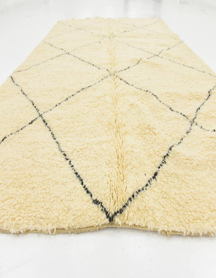 Detail image of  7' 3 x 9' 8  Hand Knotted Moroccan Wool Rug