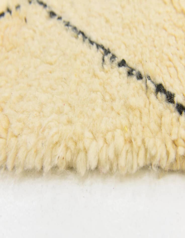 Detail image of  3' x 4' 10  Hand Knotted Moroccan Wool Rug