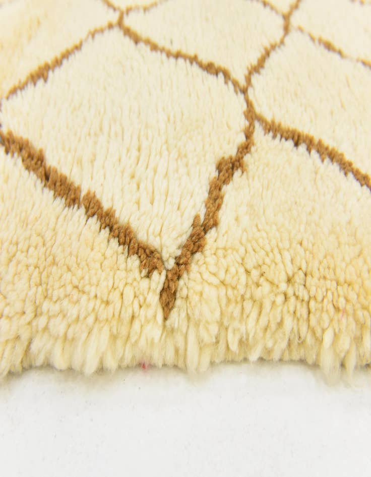 Detail image of  2' 10 x 5' 2  Hand Knotted Moroccan Wool Rug