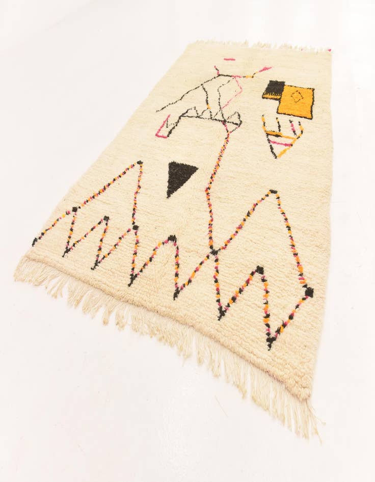 Detail image of  5' 3 x 8' 2  Hand Knotted Moroccan Wool Rug