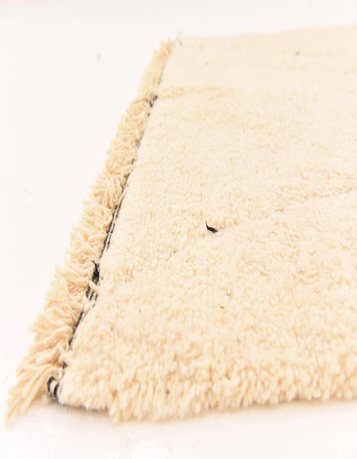 Detail image of  5' 4 x 8' 4  Hand Knotted Moroccan Wool Rug