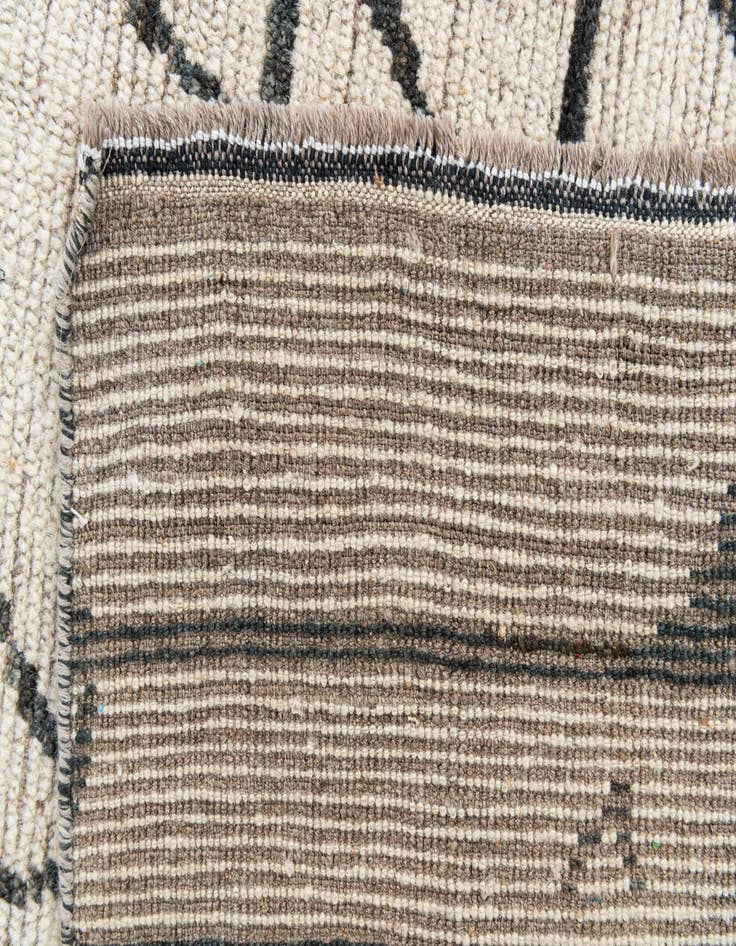 Detail image of  7' 8 x 10'  Hand Knotted Moroccan Wool Rug