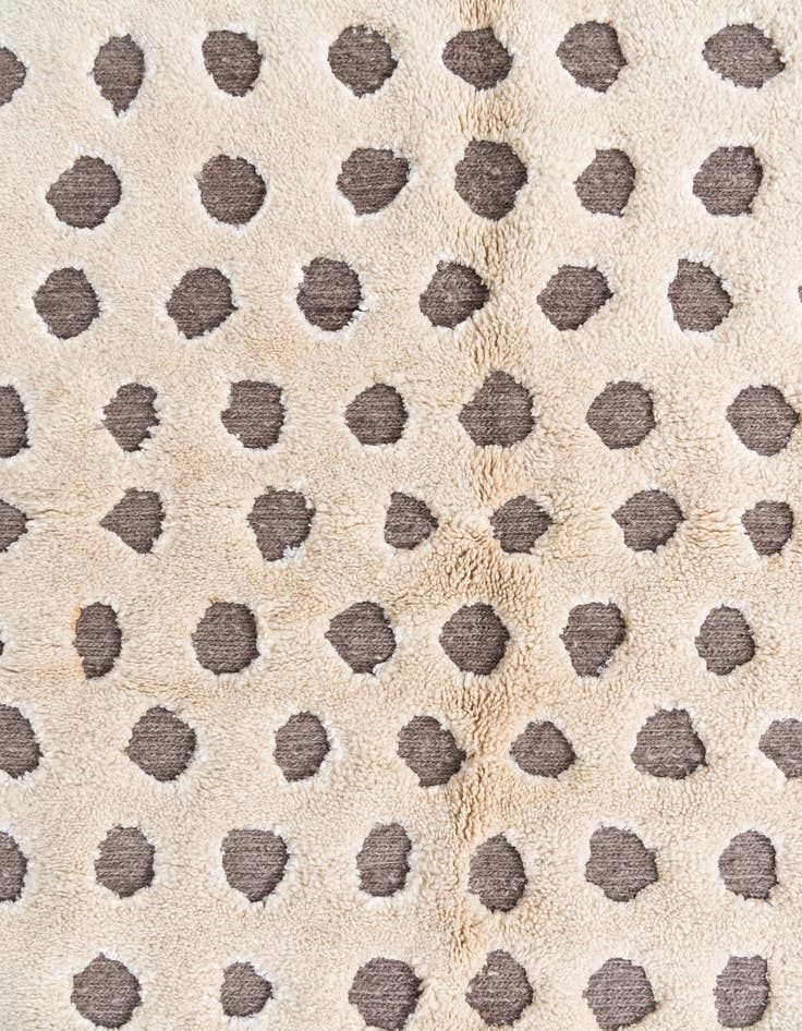 Detail image of  5' 5 x 7' 9  Hand Knotted Moroccan Wool Rug