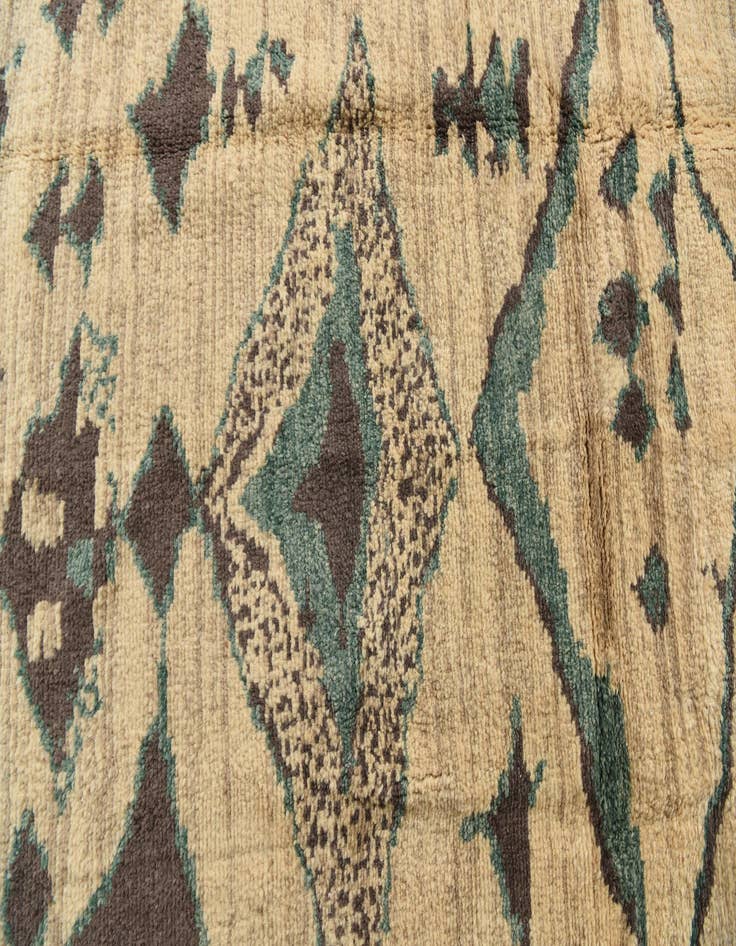 Detail image of  8' x 10' 5  Hand Knotted Moroccan Wool Rug