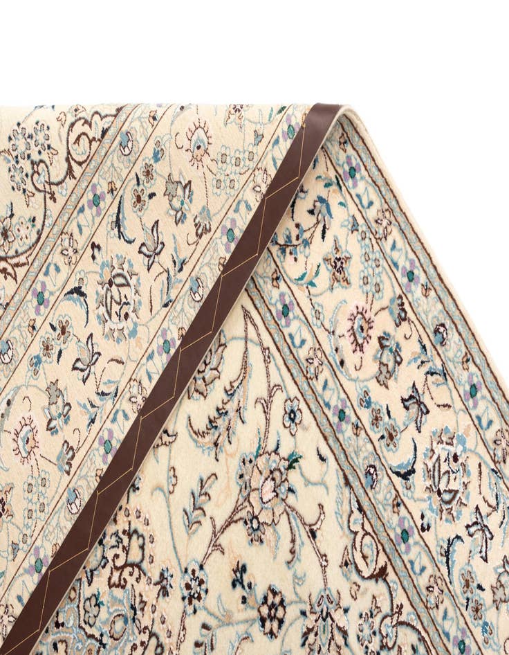 Detail image of  5' 4 x 7' 8 Nain Rug