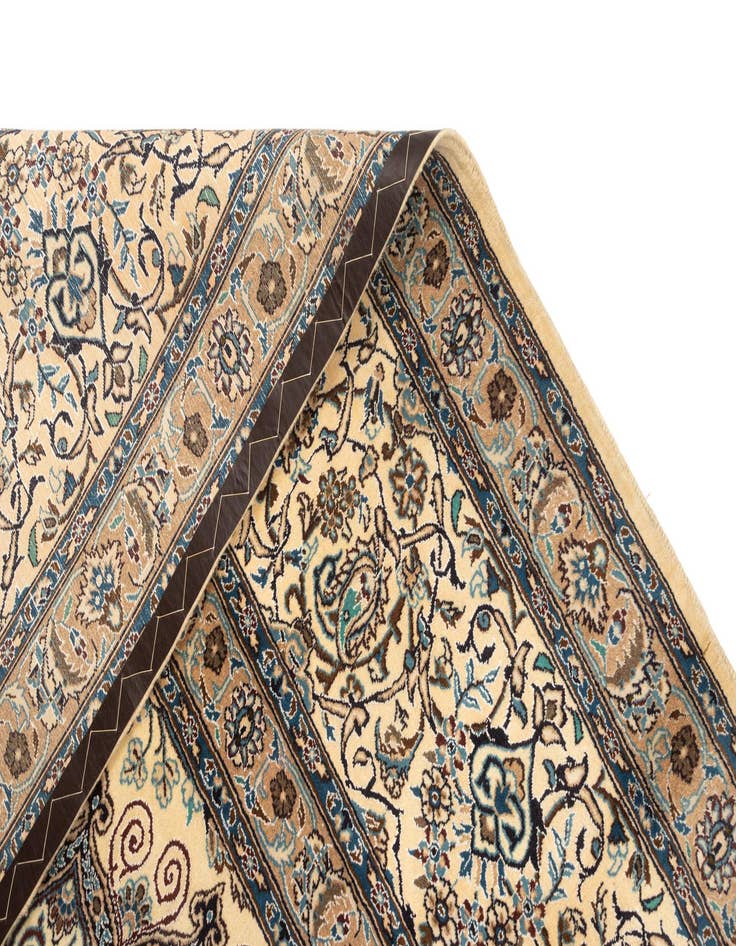 Detail image of  13' 1 x 15' 11 Nain Rug