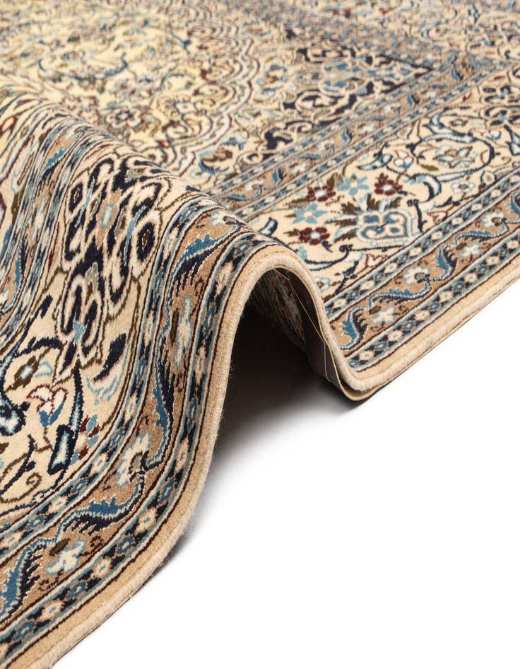 Detail image of  8' 1 x 11' 6 Nain Rug