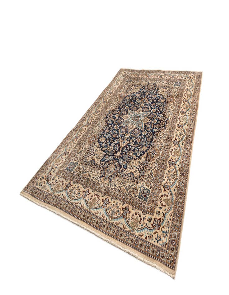 Detail image of  8' 2 x 11' 3 Nain Rug