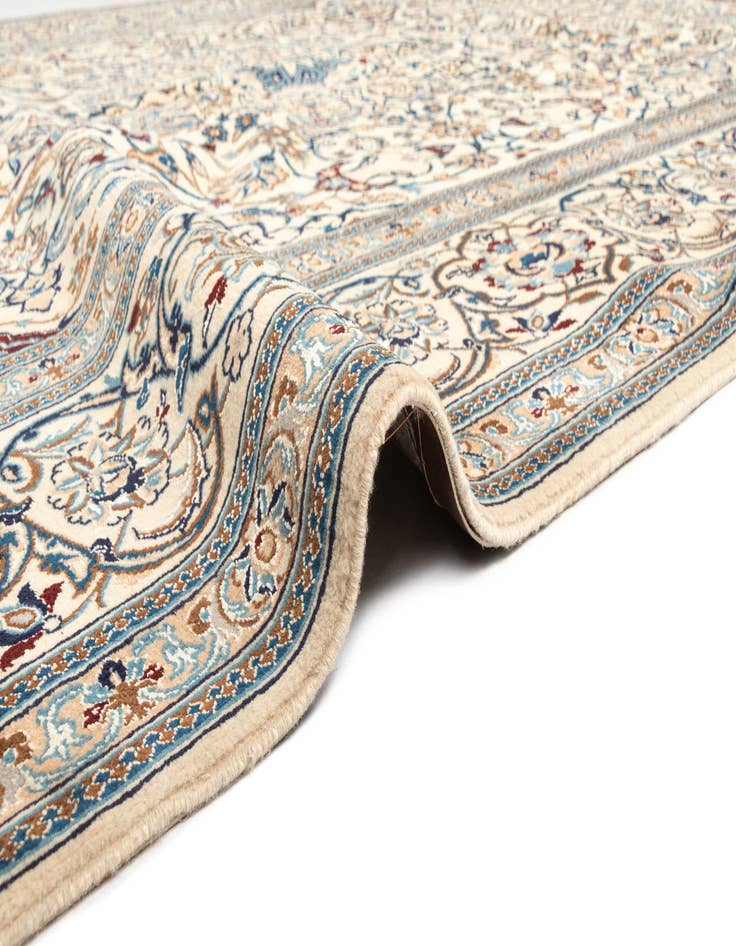 Detail image of  8' x 11' 9 Nain Rug