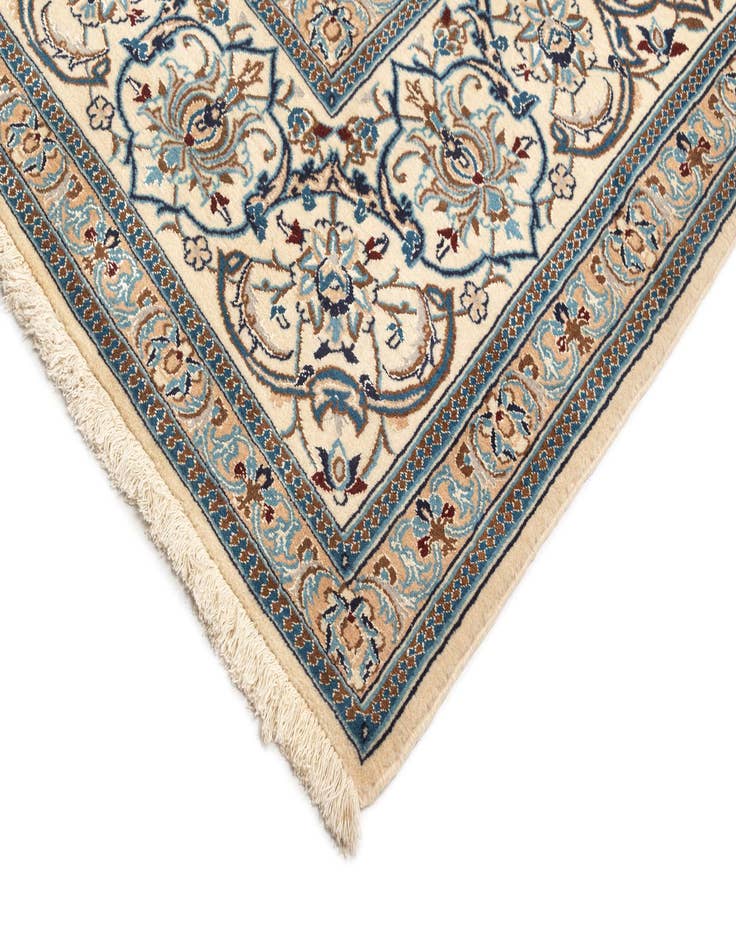 Detail image of  8' x 11' 9 Nain Rug