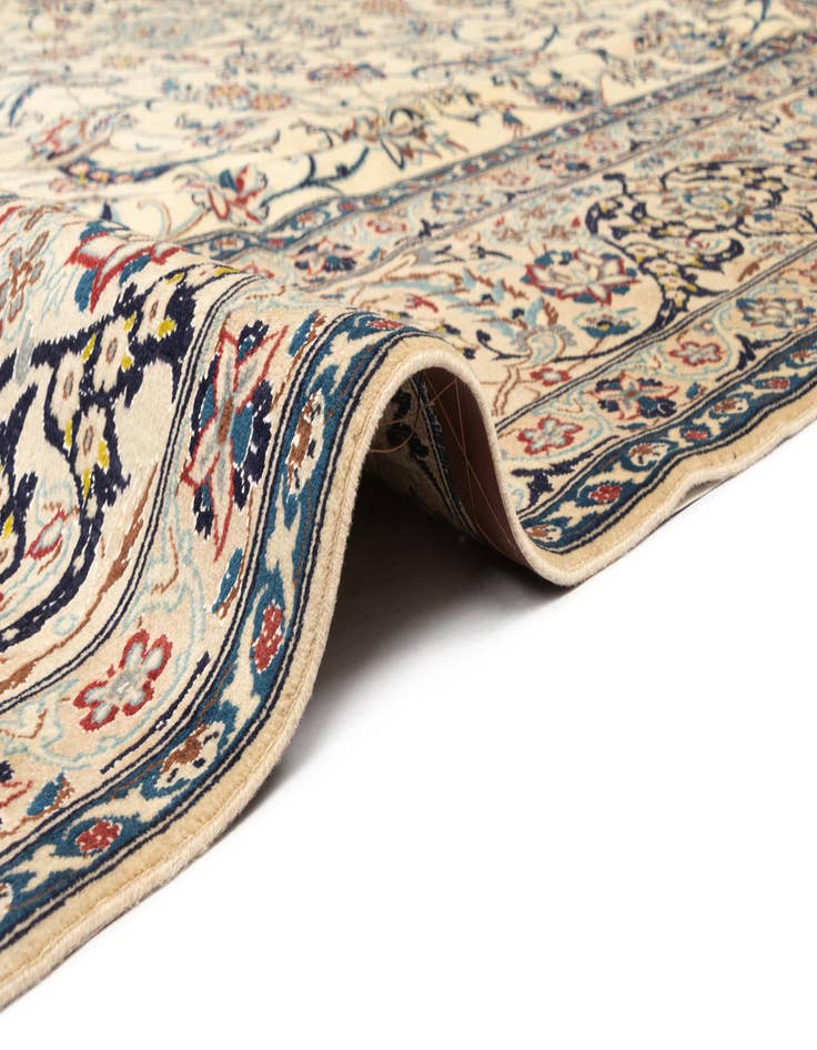 Detail image of  10' 2 x 13' 5 Nain Rug