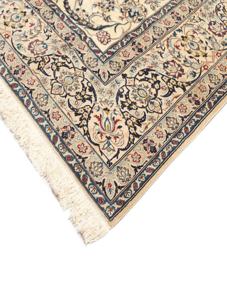 Detail image of  10' 2 x 13' 5 Nain Rug