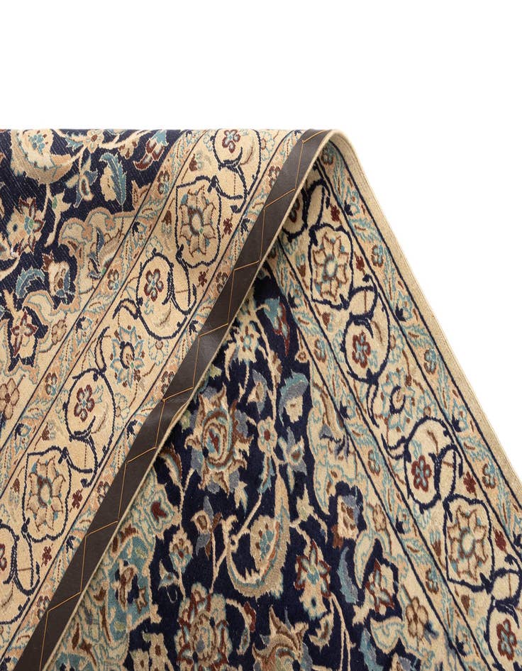 Detail image of  4' 2 x 6' 9 Nain Rug