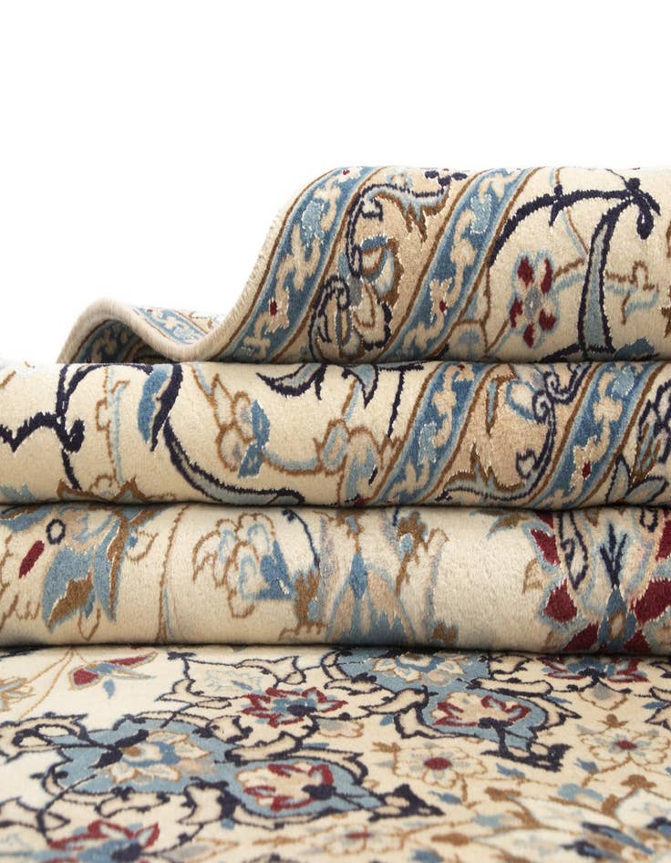 Detail image of  9' 11 x 13' 4 Nain Rug