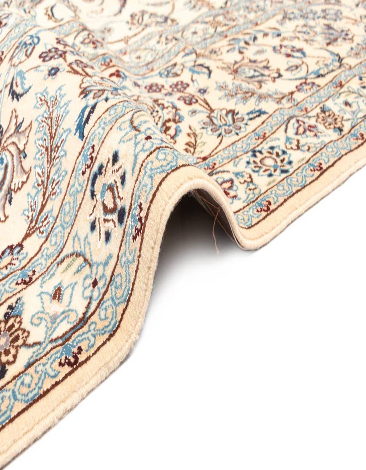 Detail image of  11' 6 x 16' 5 Nain Wool Rug