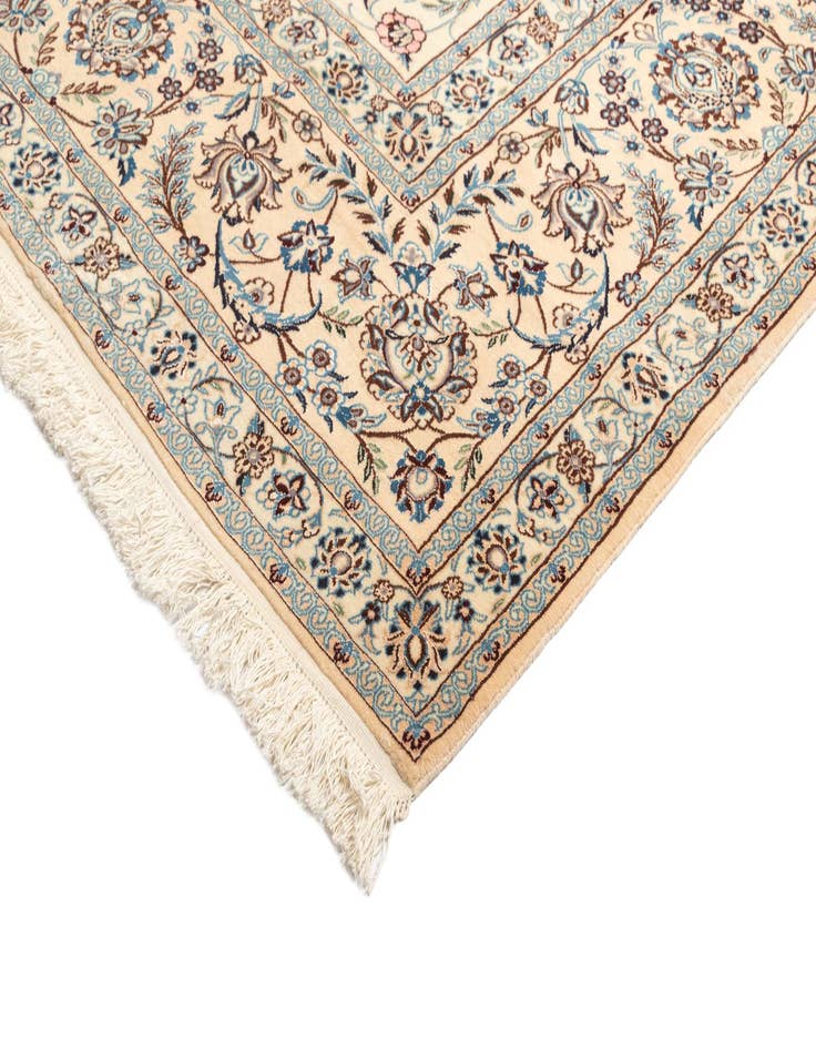 Detail image of  11' 6 x 16' 5 Nain Wool Rug