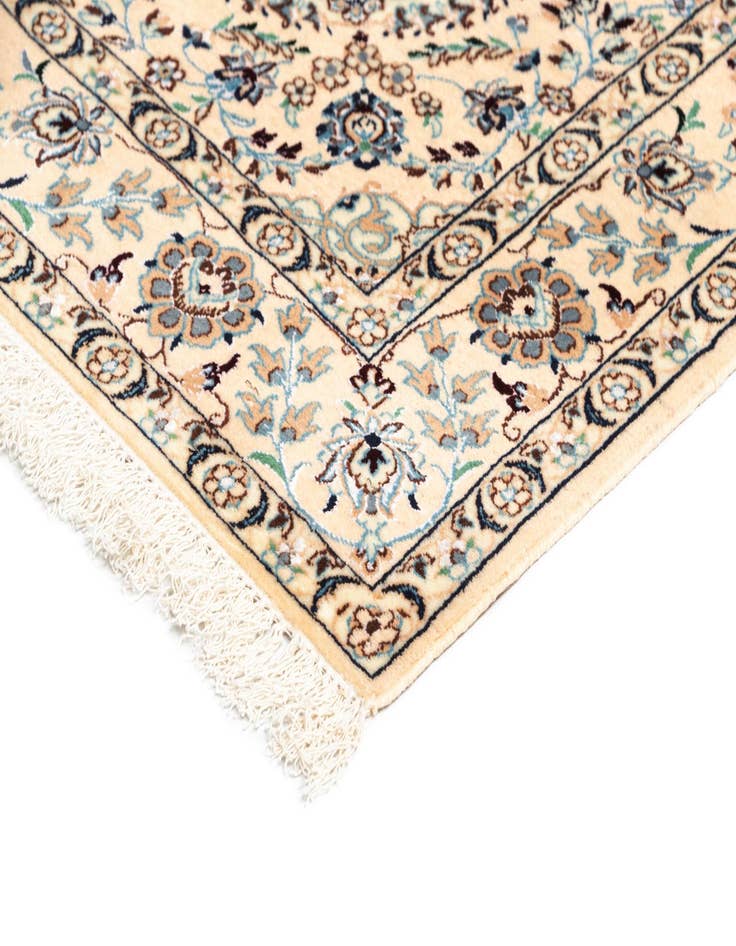 Detail image of  3' 11 x 6' 2 Nain Rug