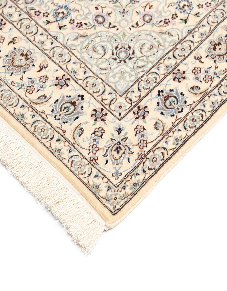 Detail image of  4' 2 x 6' 9 Nain Rug