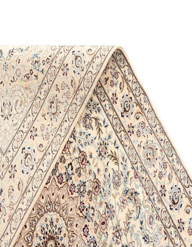 Detail image of  4' 2 x 6' 9 Nain Rug